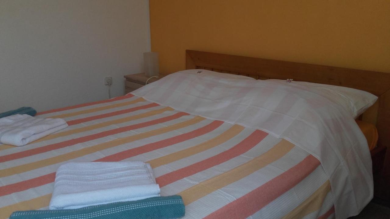 Holiday Home Pavarotti ซูเปตาร์ ภายนอก รูปภาพ