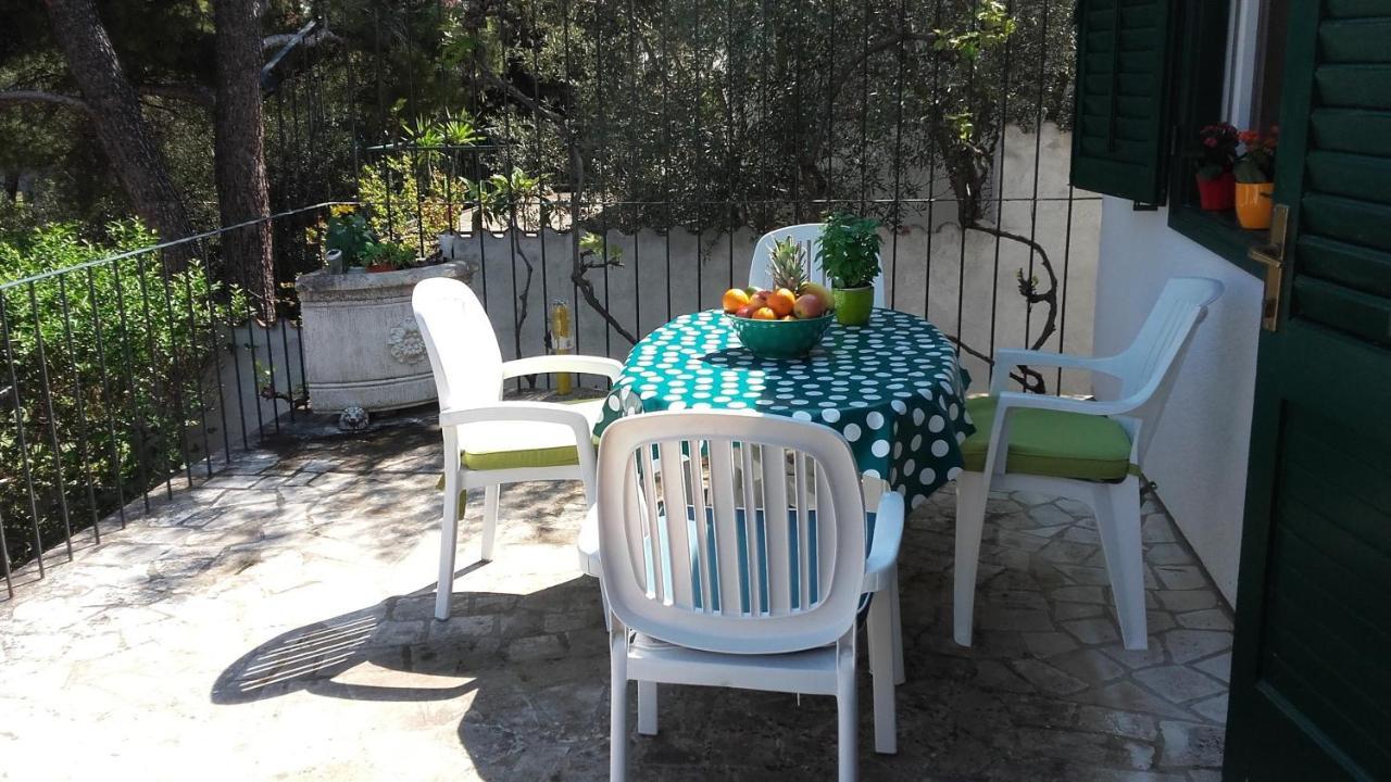 Holiday Home Pavarotti ซูเปตาร์ ภายนอก รูปภาพ
